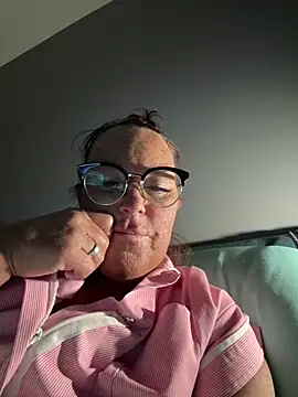 Angel-LinaX online show from February 2026 10:09:01 PM