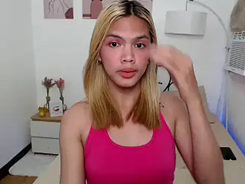 Snapshot of MollyCums chatting on December 2025 08:37:02 AM MollyCums online show from December 2025 08:37:02 AM