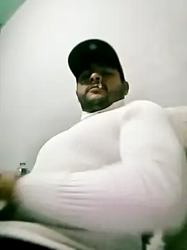 Yerackhip online show from February 2026 01:05:01 AM