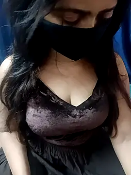 Snapshot of Aarti909090 chatting on February 2026 02:41:02 PM Aarti909090 online show from February 2026 02:41:02 PM