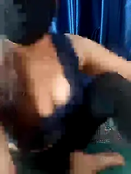 Aarti909090 online show from March 2026 01:58:01 PM