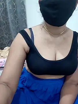 Snapshot of Aarti909090 chatting on June 2026 02:18:01 PM Aarti909090 online show from June 2026 02:18:01 PM