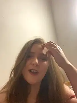 Snapshot of LiahLovexoxx chatting on November 2025 06:35:02 PM LiahLovexoxx online show from November 2025 06:35:02 PM