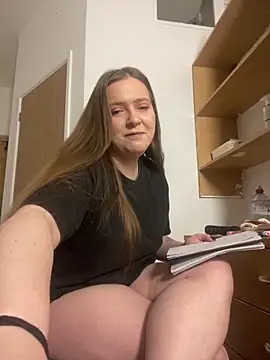 LiahLovexoxx online show from December 2025 02:07:02 AM