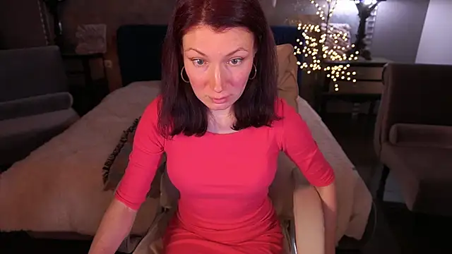 AmiraGoldd online show from April 2026 08:59:02 PM