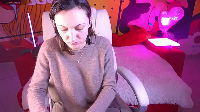 ZafiraMoonn online show from February 2026 02:29:01 PM