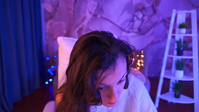 ZafiraMoonn online show from November 2025 06:50:02 AM