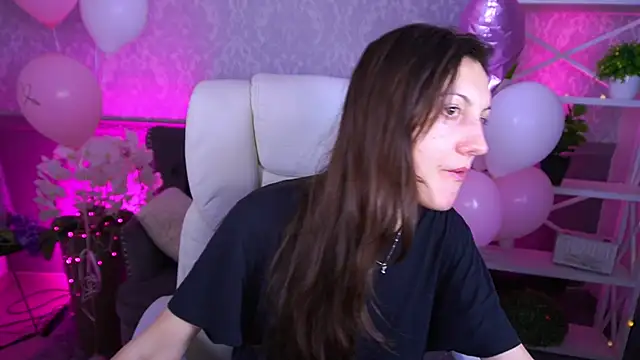 ZafiraMoonn online show from February 2026 02:08:02 PM