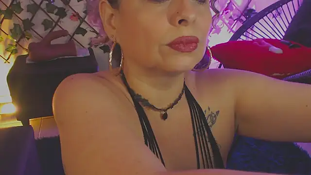 Snapshot of katjohanna chatting on July 2026 04:24:02 AM katjohanna online show from July 2026 04:24:02 AM