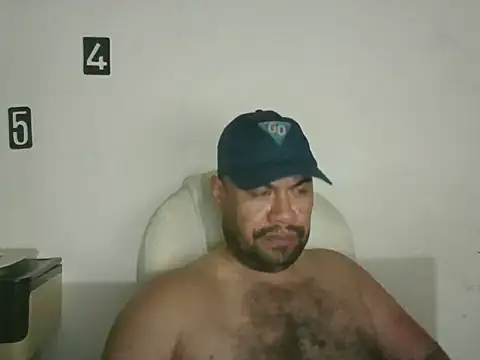 Snapshot of Ramses_36 chatting on July 2026 01:56:02 AM Ramses 36 online show from July 2026 01:56:02 AM