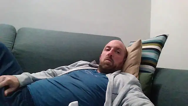 luca beech88 online show from April 2026 06:25:01 PM