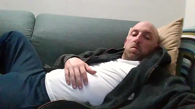 luca beech88 online show from April 2026 06:23:01 PM