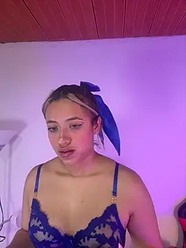 Snapshot of alexa_bluee chatting on November 2025 08:25:02 AM alexa bluee online show from November 2025 08:25:02 AM