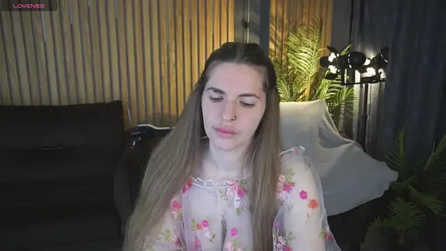 DanielaReign online show from March 2026 07:06:02 AM