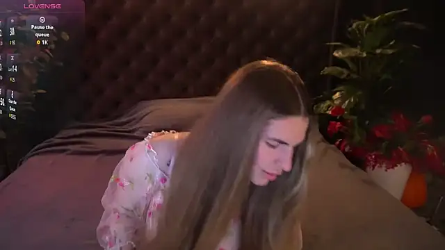 DanielaReign online show from April 2026 01:15:01 PM