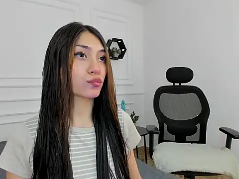 Ana Muller19 online show from November 2025 11:19:02 PM