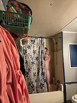 Snapshot of bkuterbach2015 chatting on December 2025 09:35:02 AM bkuterbach2015 online show from December 2025 09:35:02 AM