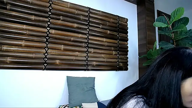 FayeSlate online show from December 2025 05:08:01 AM