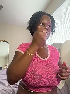 ladiosa selene online show from December 2025 04:08:02 PM