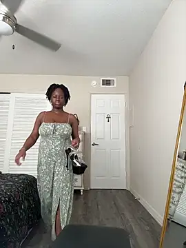 ladiosa selene online show from March 2026 09:37:02 PM