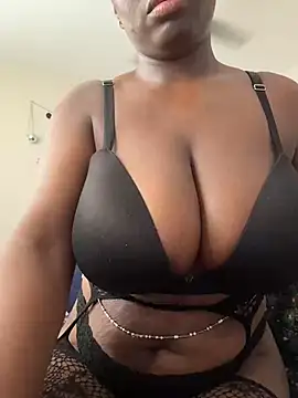 ladiosa selene online show from June 2026 09:01:01 PM