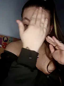 Snapshot of Baby_Myla chatting on November 2025 07:24:02 PM Baby Myla online show from November 2025 07:24:02 PM