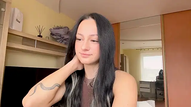 messystasy online show from November 2025 09:46:01 AM