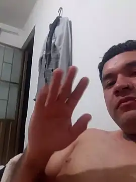 Snapshot of Roman_Valor chatting on November 2025 03:23:02 AM Roman Valor online show from November 2025 03:23:02 AM