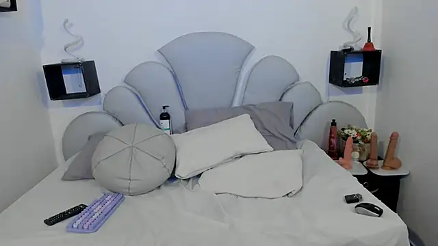 Emmily-sweet online show from June 2026 10:37:01 PM