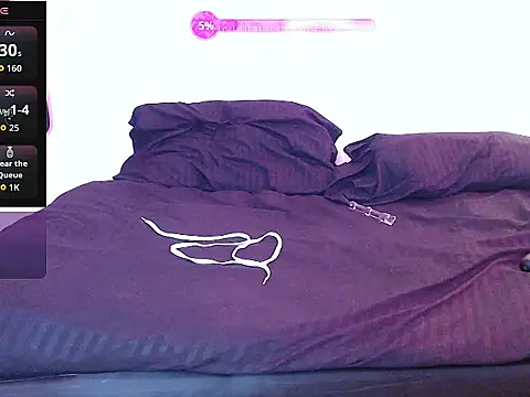 Snapshot of cristalsolei chatting on December 2025 02:41:02 PM cristalsolei online show from December 2025 02:41:02 PM