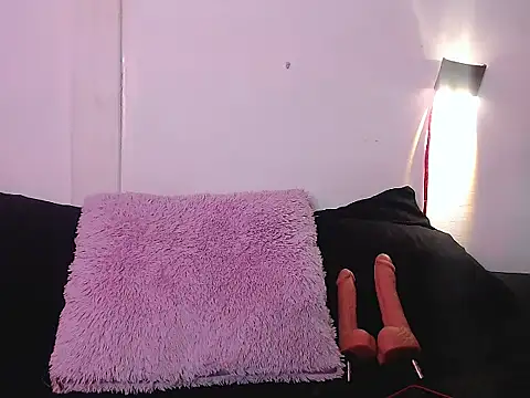 Snapshot of cristalsolei chatting on January 2026 01:39:01 PM cristalsolei online show from January 2026 01:39:01 PM