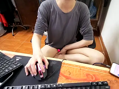 ---Lusi03--- online show from December 2025 03:14:02 PM