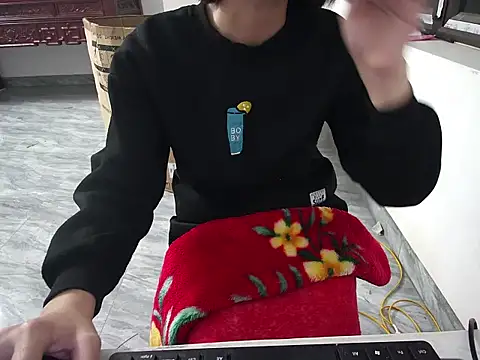 ---Lusi03--- online show from February 2026 03:53:01 PM