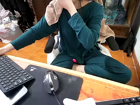 ---Lusi03--- online show from January 2026 10:32:02 AM