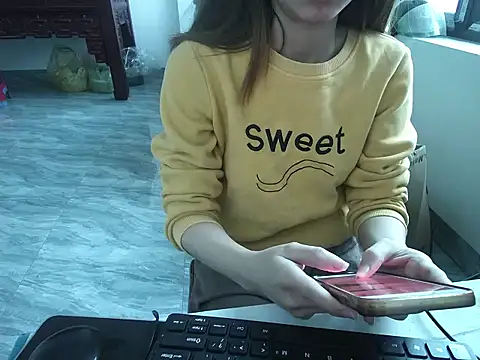 ---Lusi03--- online show from December 2025 12:38:01 AM