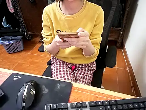 ---Lusi03--- online show from March 2026 10:23:02 AM