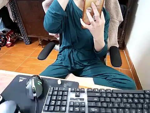 ---Lusi03--- online show from February 2026 03:45:02 PM