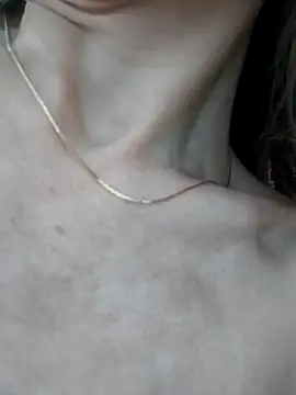 Melzinhasweet online show from November 2025 07:36:02 PM