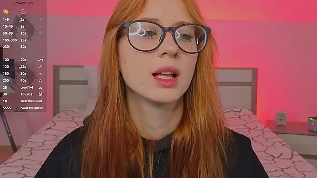 Snapshot of WICKEDEMBER chatting on May 2026 01:45:01 AM WICKEDEMBER online show from May 2026 01:45:01 AM