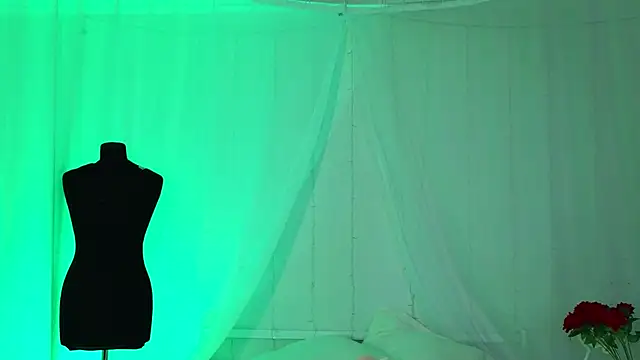 Snapshot of WICKEDEMBER chatting on November 2025 02:49:02 AM WICKEDEMBER online show from November 2025 02:49:02 AM