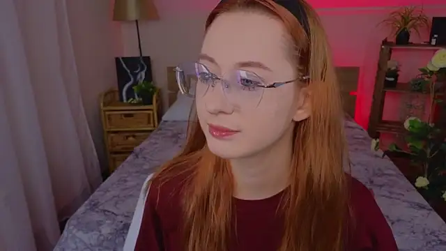 WICKEDEMBER online show from April 2026 02:18:01 AM