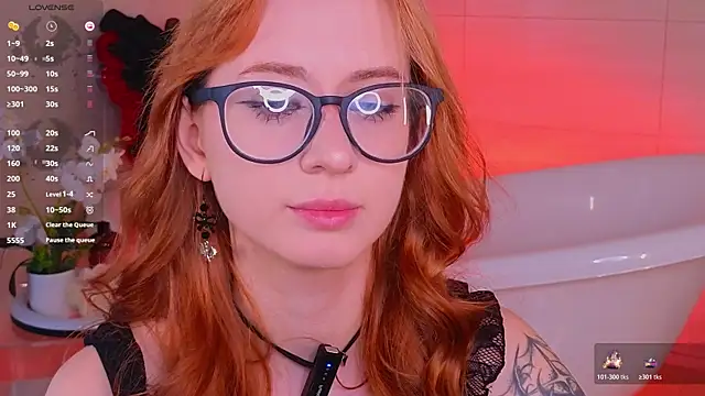 Snapshot of WICKEDEMBER chatting on June 2026 06:52:02 AM WICKEDEMBER online show from June 2026 06:52:02 AM