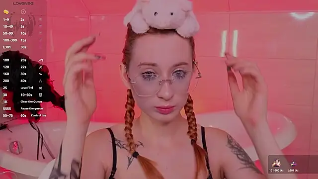Snapshot of WICKEDEMBER chatting on July 2026 02:33:01 AM WICKEDEMBER online show from July 2026 02:33:01 AM