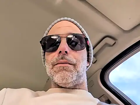 casalhottuga online show from November 2025 02:10:02 PM