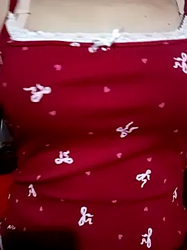 LenaLy2k online show from November 2025 01:38:01 AM