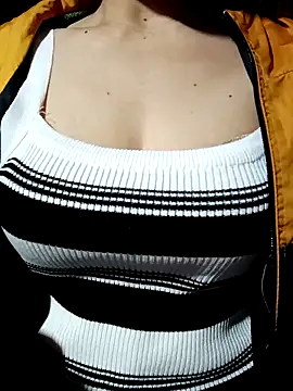 LenaLy2k online show from December 2025 02:27:01 AM