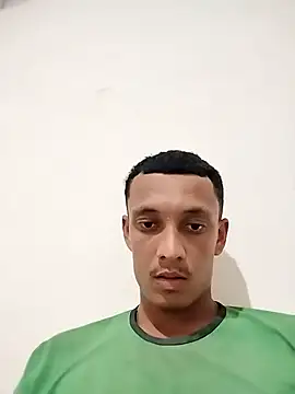 Snapshot of FLECKIN chatting on December 2025 10:24:01 PM FLECKIN online show from December 2025 10:24:01 PM