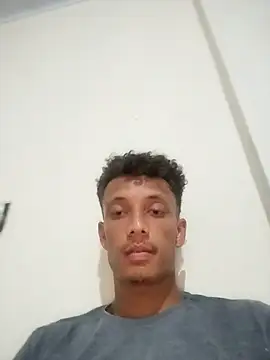 Snapshot of FLECKIN chatting on November 2025 02:48:02 AM FLECKIN online show from November 2025 02:48:02 AM