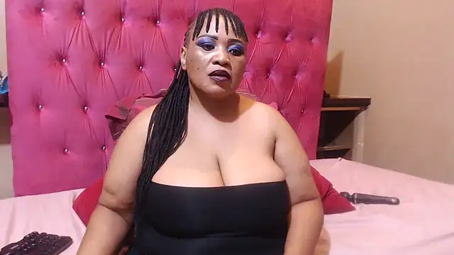 HUGE BUSTY EBONY online show from March 2026 07:26:02 PM