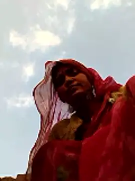 Jooli cuty online show from February 2026 01:52:01 AM